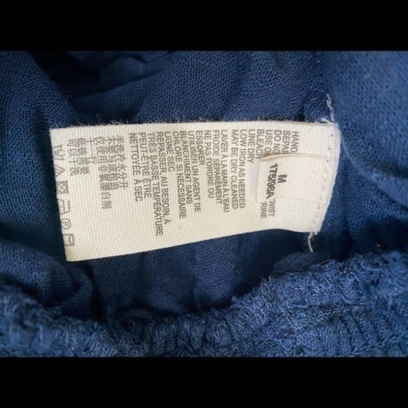 NWOT We The Free Navy Off Shoulder Top Size M - Picture 5 of 6